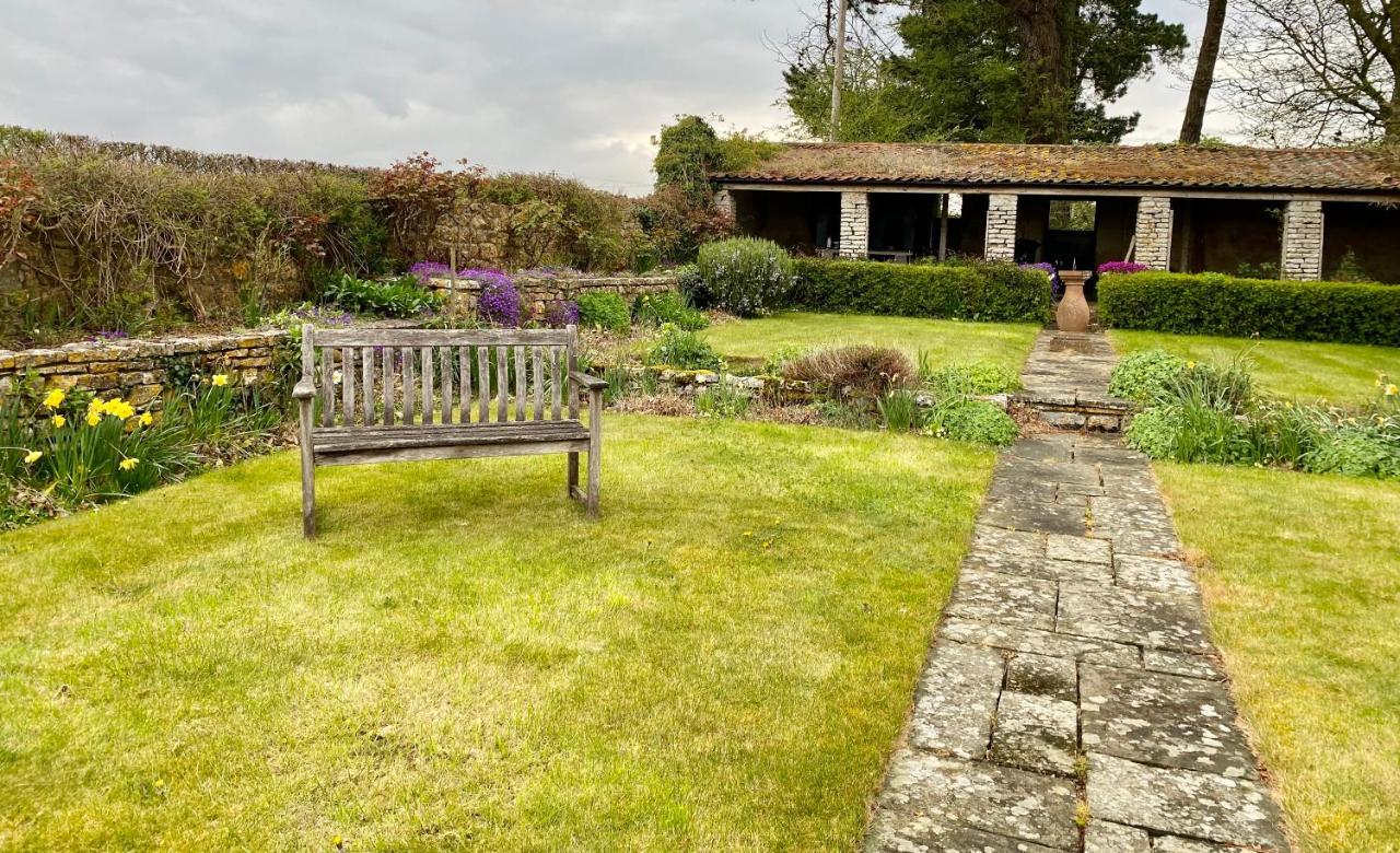 The Grange Bed & Breakfast North Cadbury Exterior photo